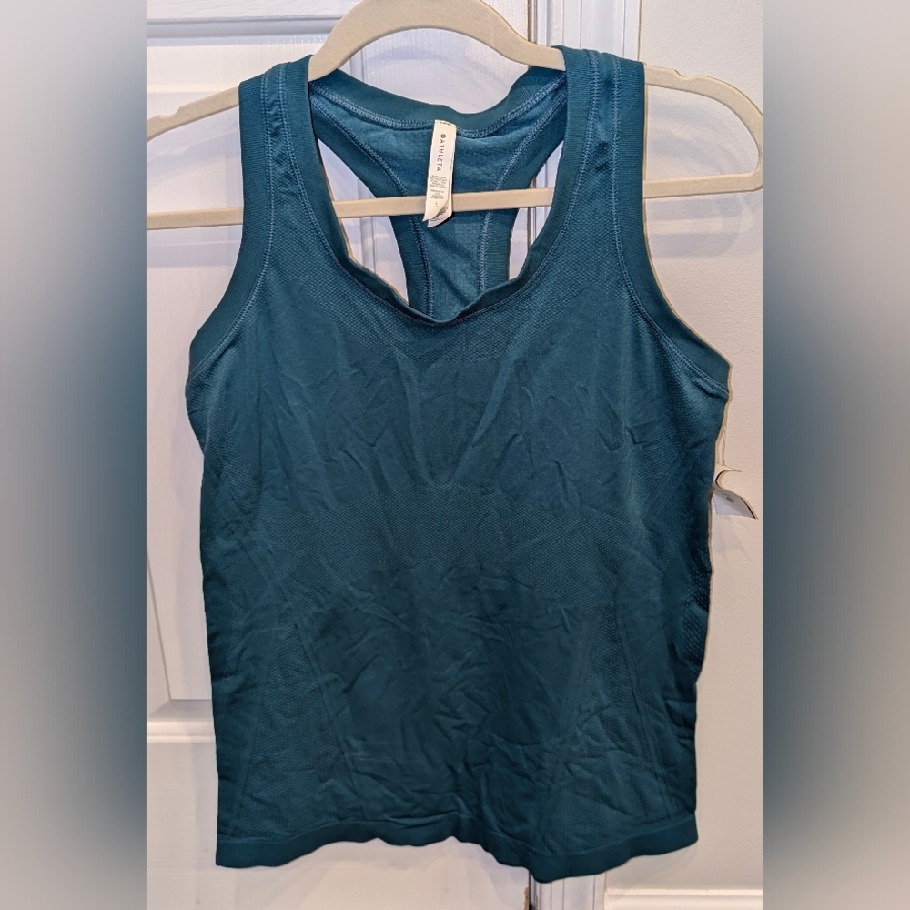 ATHLETA MOMENTUM TANK